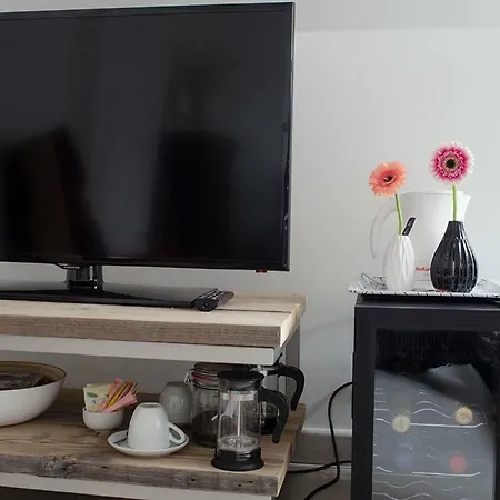 Privatunterkunft Upstairs9000