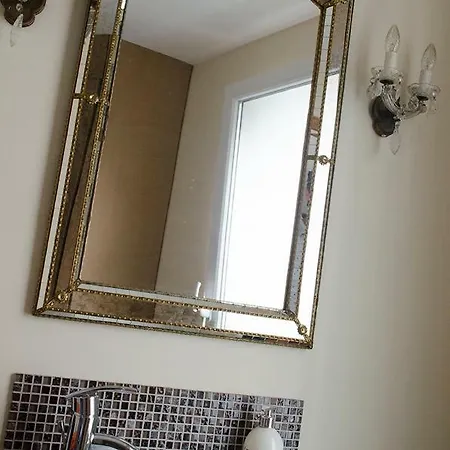 Quarto em Acomodações Particulares Upstairs9000